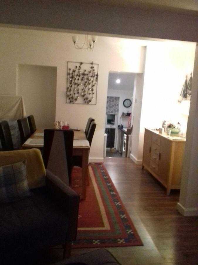 Tarbert Apartment เวสต์คิลไบรด์ ภายนอก รูปภาพ